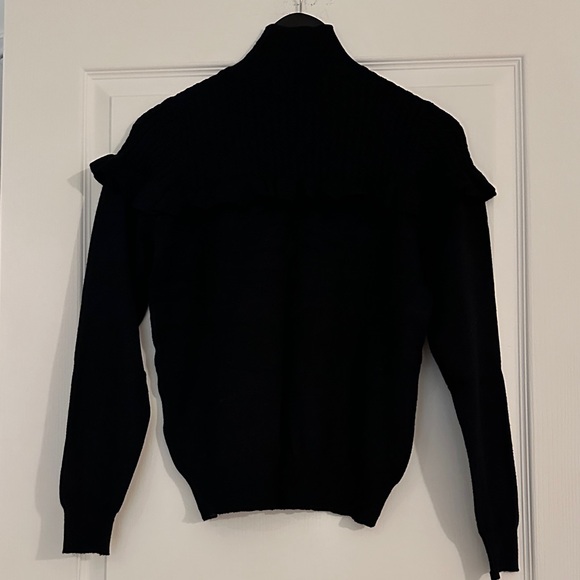 Vero Moda Black Mock Neck Knit & Ruffle Trim Sweater, size Small - Picture 2 of 9